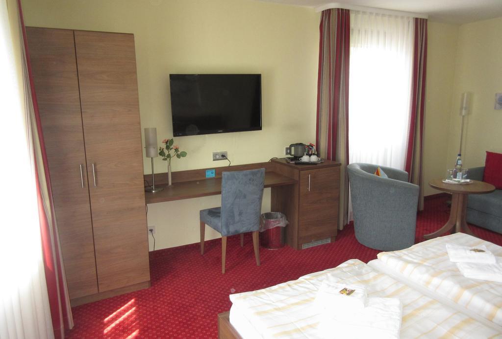 Diamanthotel Idar-Oberstein Rom bilde